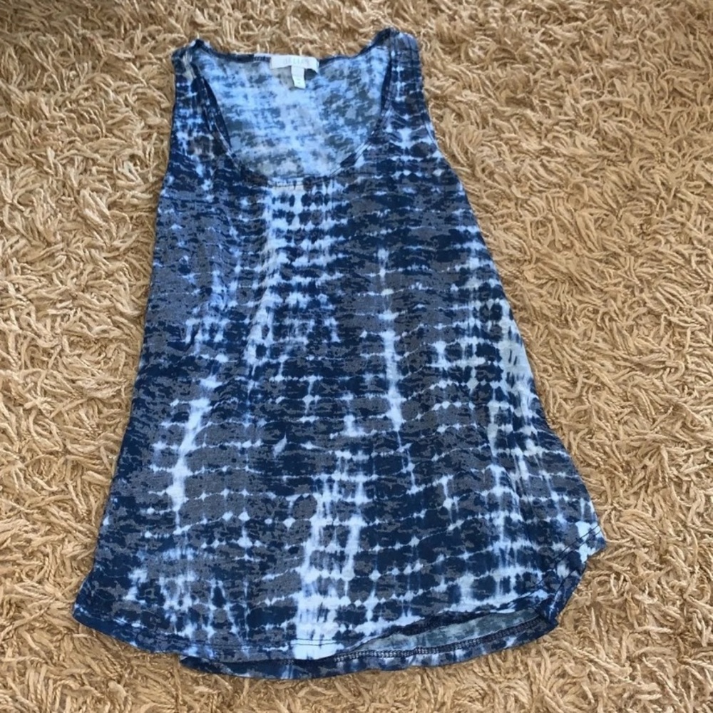 delias tank